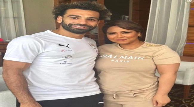 شيرين عبدالوهاب مع محمد صلاح: "القمر لما بيكتمل"