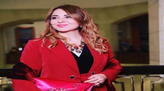 الفنانة اللبنانية مادلين طبر تتعرض لعضة أسد على الهواء (صور)